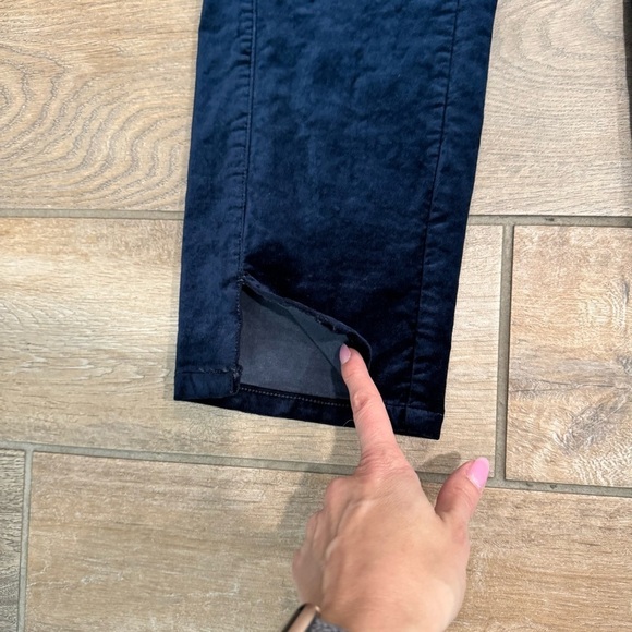 PAIGE Women's Cindy Straight Jeans Twisted Split Seam Velvet Deep Navy Blue 25 - Picture 5 of 7